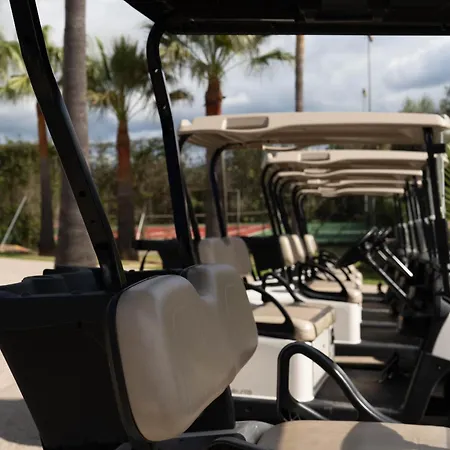 Hotel Reserva Rotana Golf